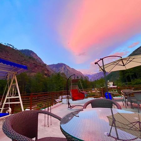 Hotel Winterline, 卡索尔 外观 照片